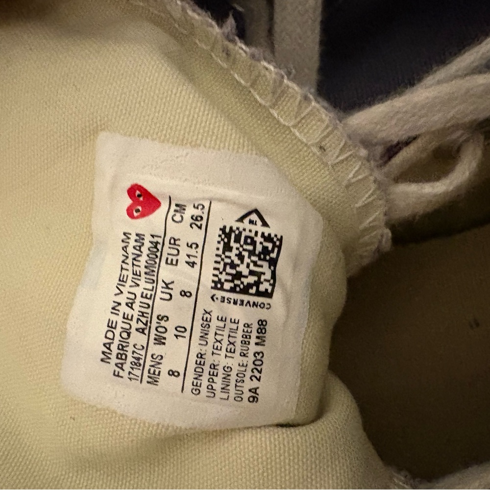 Converse Comme Des Garçons 
Men/ unisex size 8